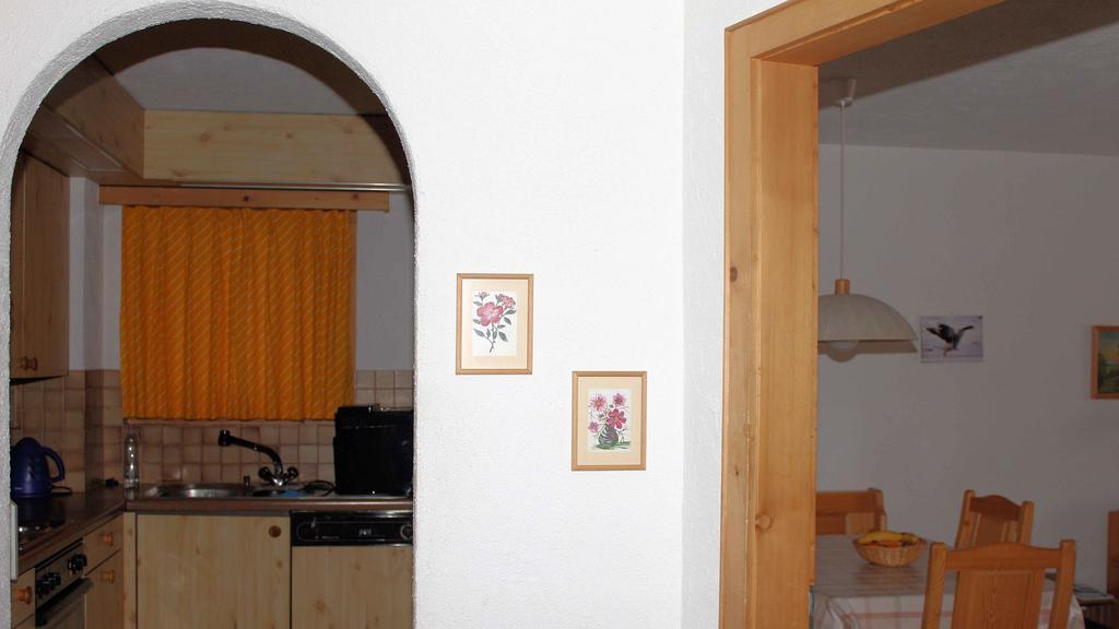 Haus Azalea Appartement Davos Buitenkant foto